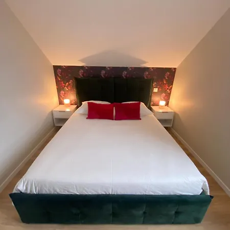 Дом отдыха La Grange Des Pepettes ! Saint-Germain-des-Fosses